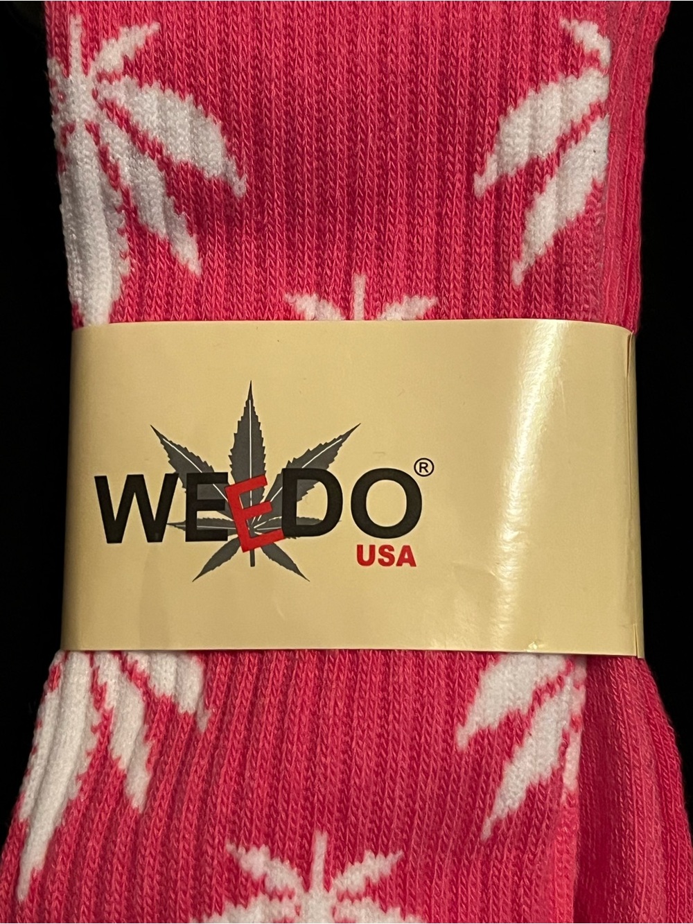 Pink & White WEED Leaf Pattern Men's Crew Socks
